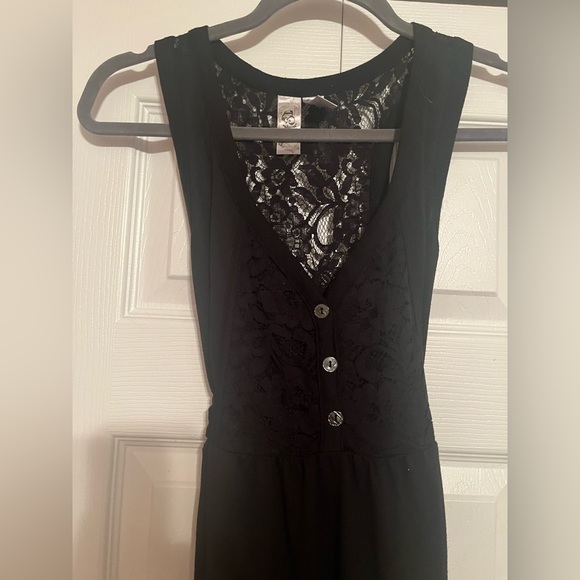 Women’s black maxi dress with lace design   Size medium - Picture 2 of 3